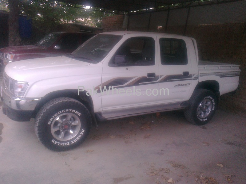 used toyota hilux 4x4 double cab for sale #3