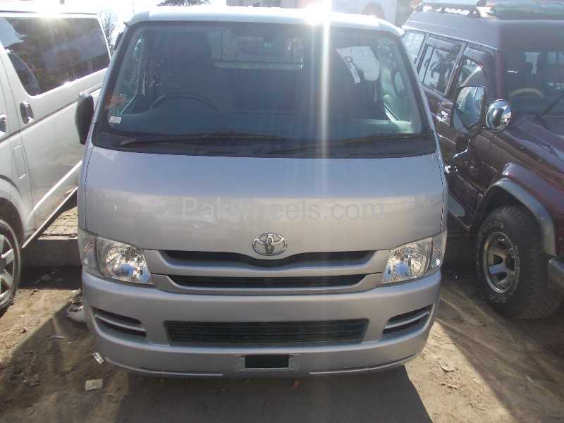 2008 Toyota hiace specifications