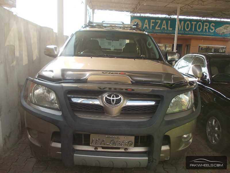 2006 Accessory hilux toyota