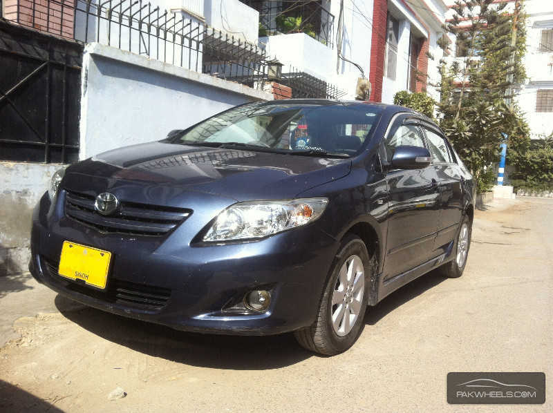 toyota altis 2010 for sale in karachi #2