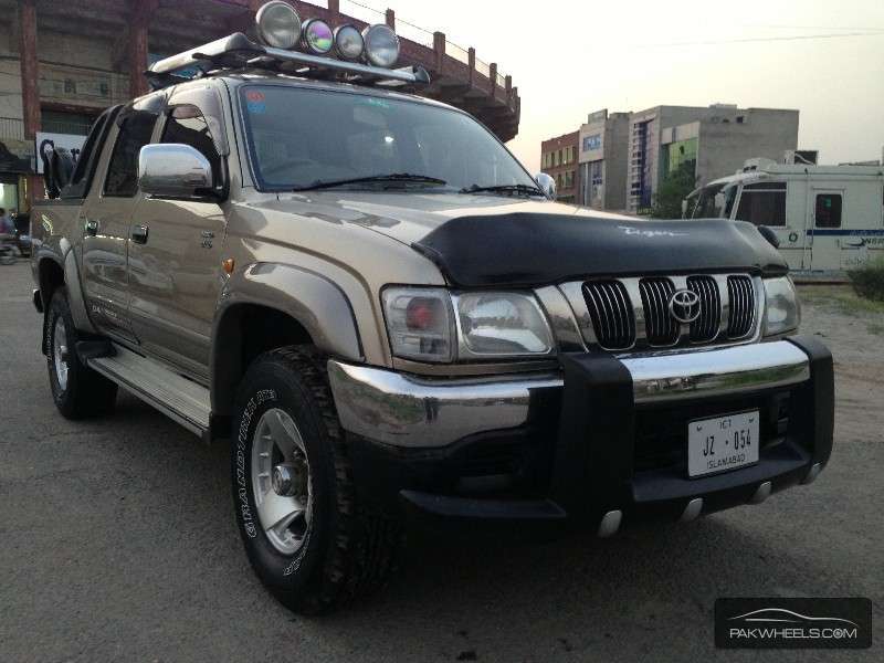 2005 toyota hilux for sale #2