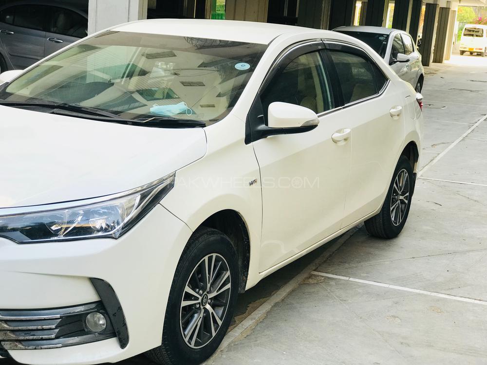 Toyota Corolla Gli Automatic Vvti For Sale In Karachi Pakwheels