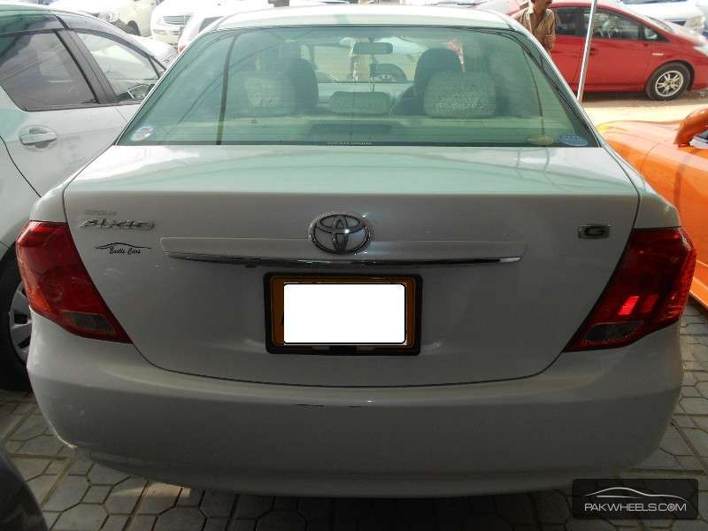 Toyota axio 2012 for sale in pakistan