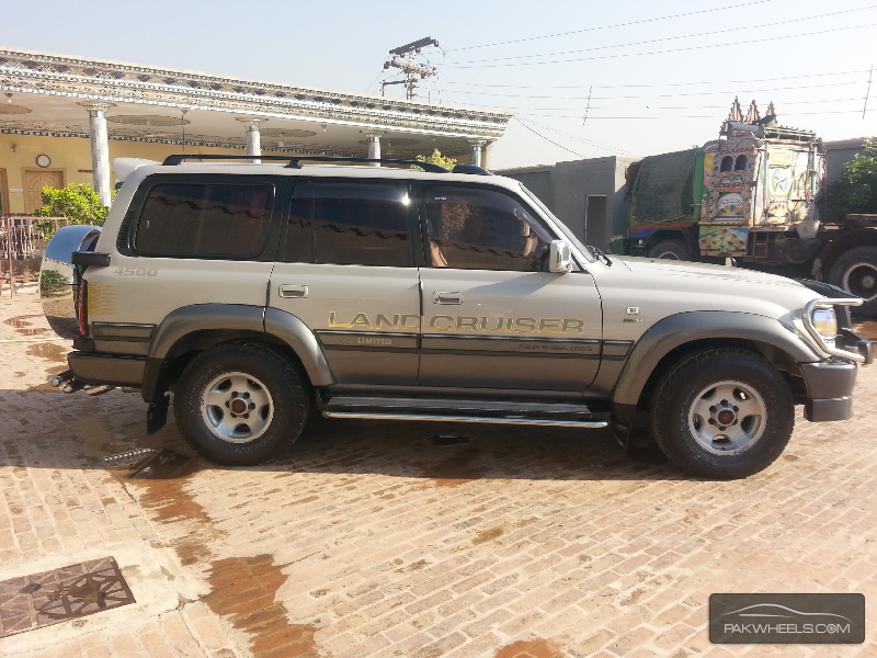 toyota land cruiser 1995 for sale in pakistan #6