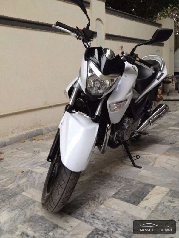 Used Suzuki Inazuma Bike For Sale In Lahore Pakwheels