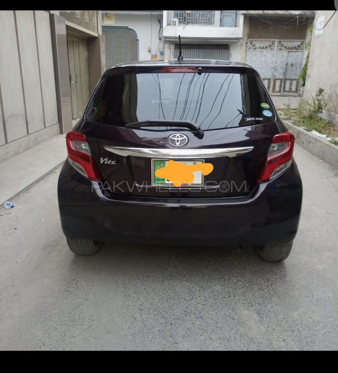 Toyota Vitz For Sale In Gujranwala Pakwheels