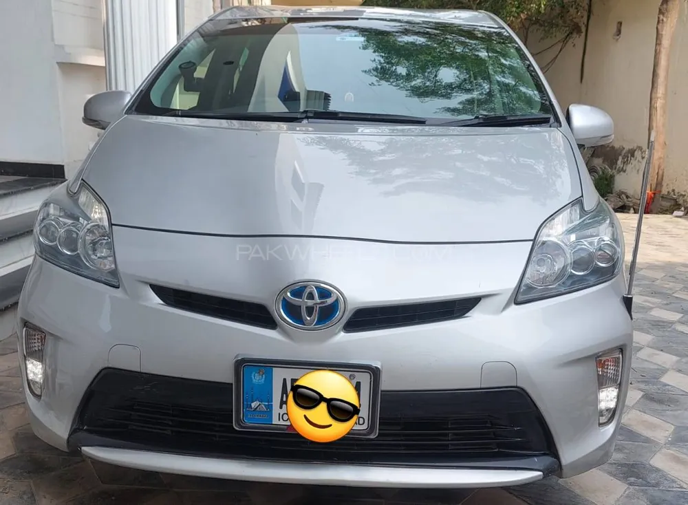 Toyota Prius S Led Edition For Sale In Lahore Pakwheels