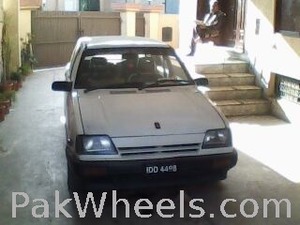 Suzuki Khyber - 1990