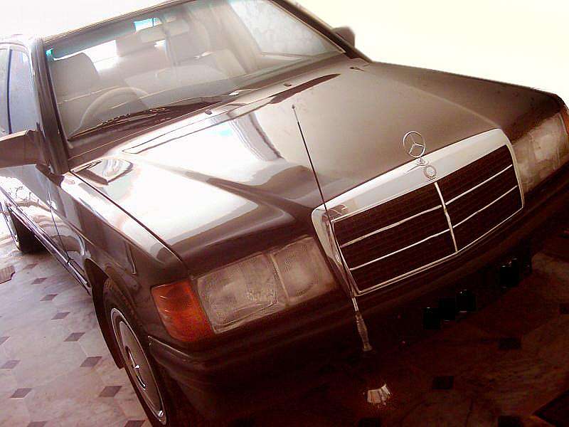 Mercedes Benz E Class - 1986 baby Mercedes Benz E Class - 1986 baby Image-2