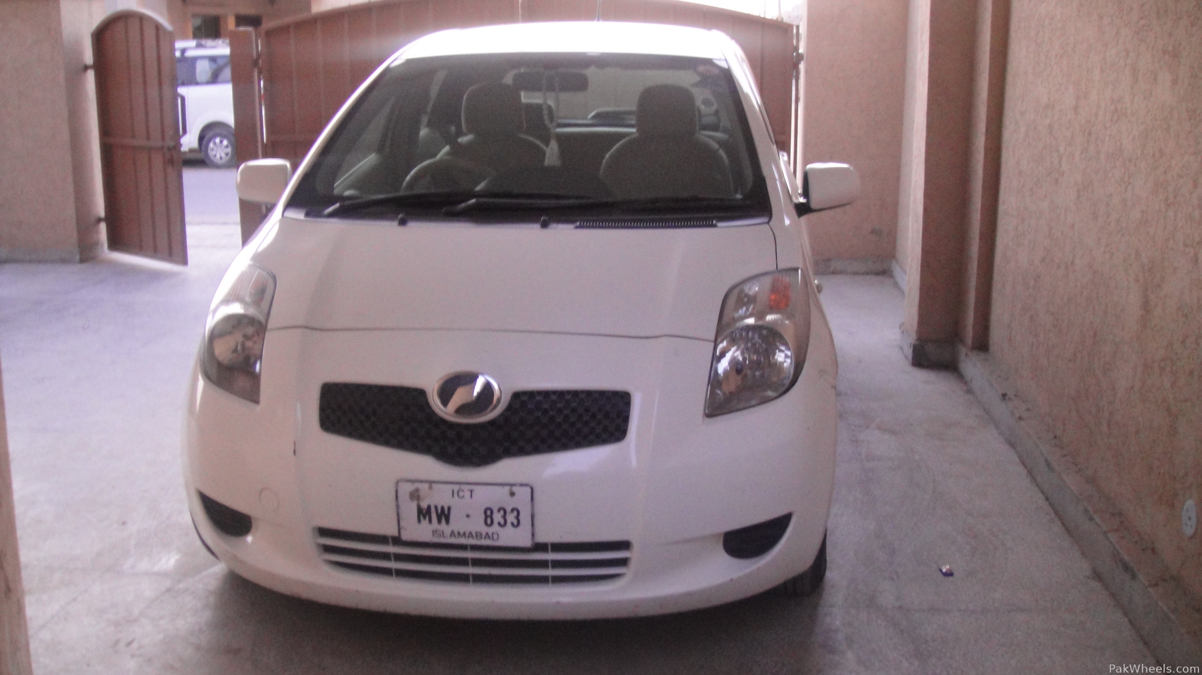 Toyota Vitz - 2006 forsale 950000 Image-1