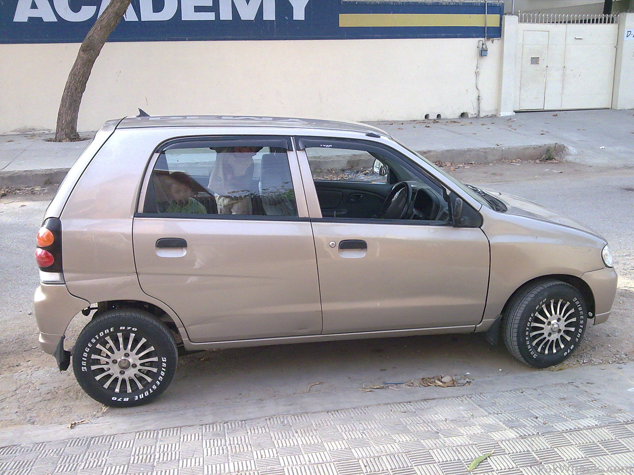 Suzuki Alto - 2006 Raees Image-1