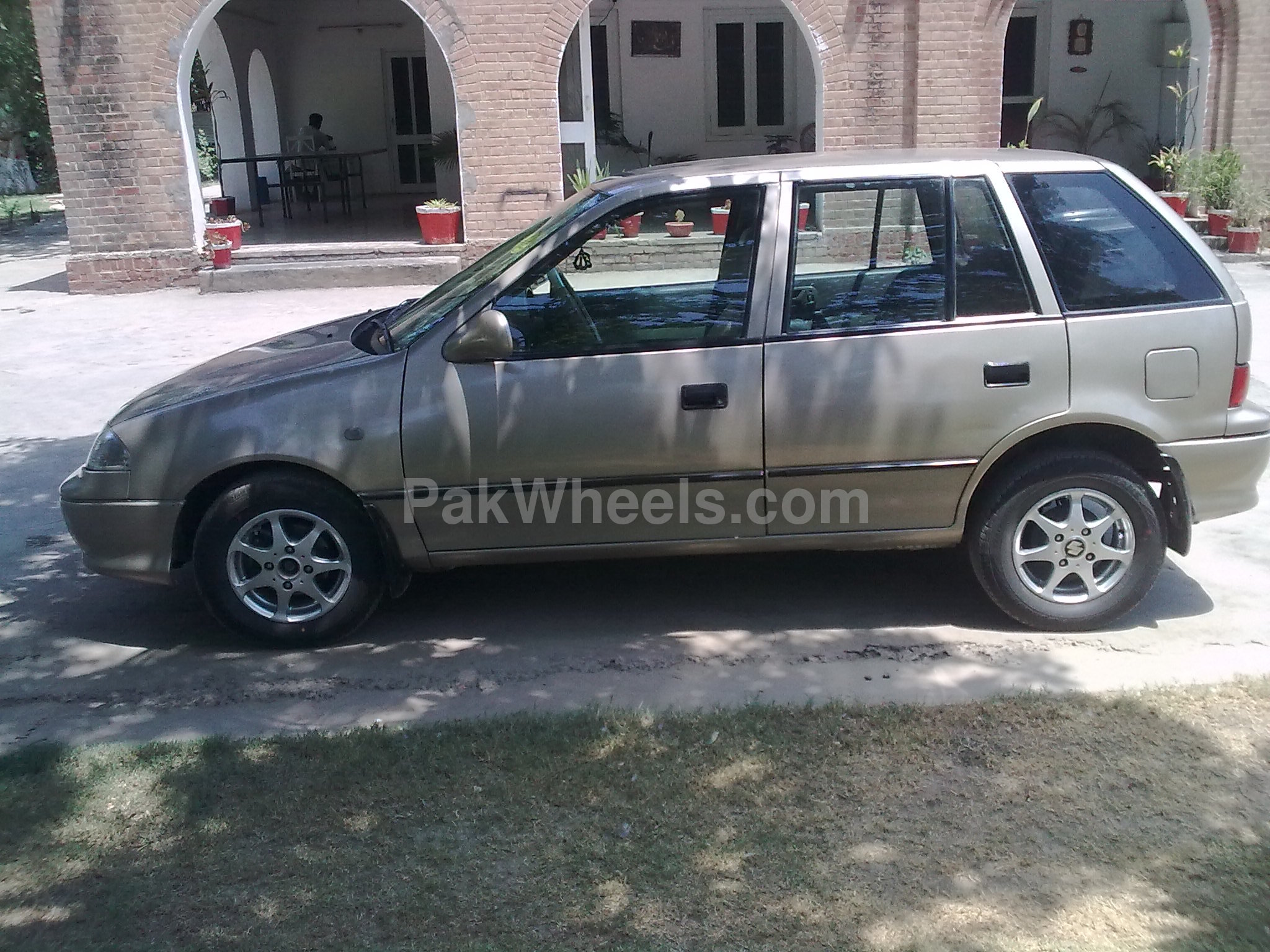 Suzuki Cultus - 2007 Cultus Suzuki Cultus - 2007 Cultus Image-2