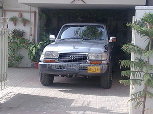 Toyota Land Cruiser - 1991