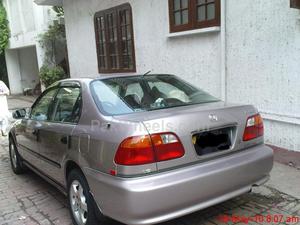 Honda Civic - 2000