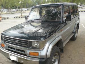 Toyota Land Cruiser - 1992