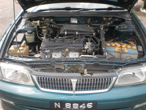 Nissan Sunny - 2004