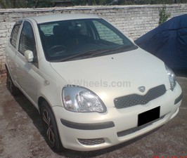 Toyota Vitz - 2003