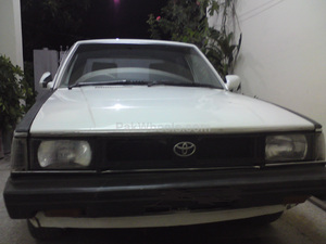Toyota Corolla - 1982