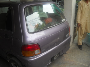 Daihatsu Cuore - 2000