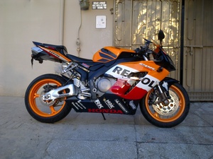 ہونڈا CBR 1000RR - 2005