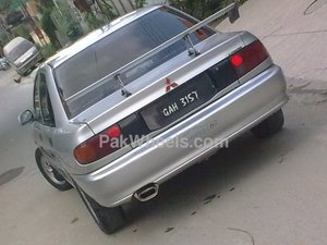 Mitsubishi Lancer - 1993