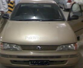 Toyota Corolla - 2001