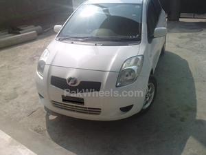 Toyota Vitz - 2005