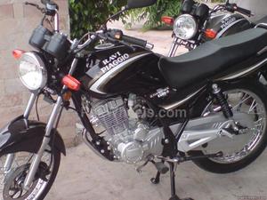 راوی Piaggio Storm 125 - 2010