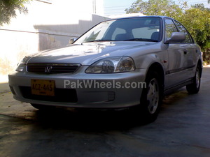 ہونڈا سوک - 2000