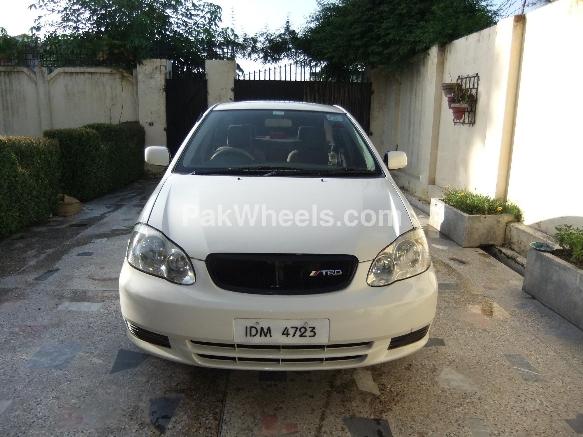 Toyota Corolla 2004 for Sale in Peshawar Image-1