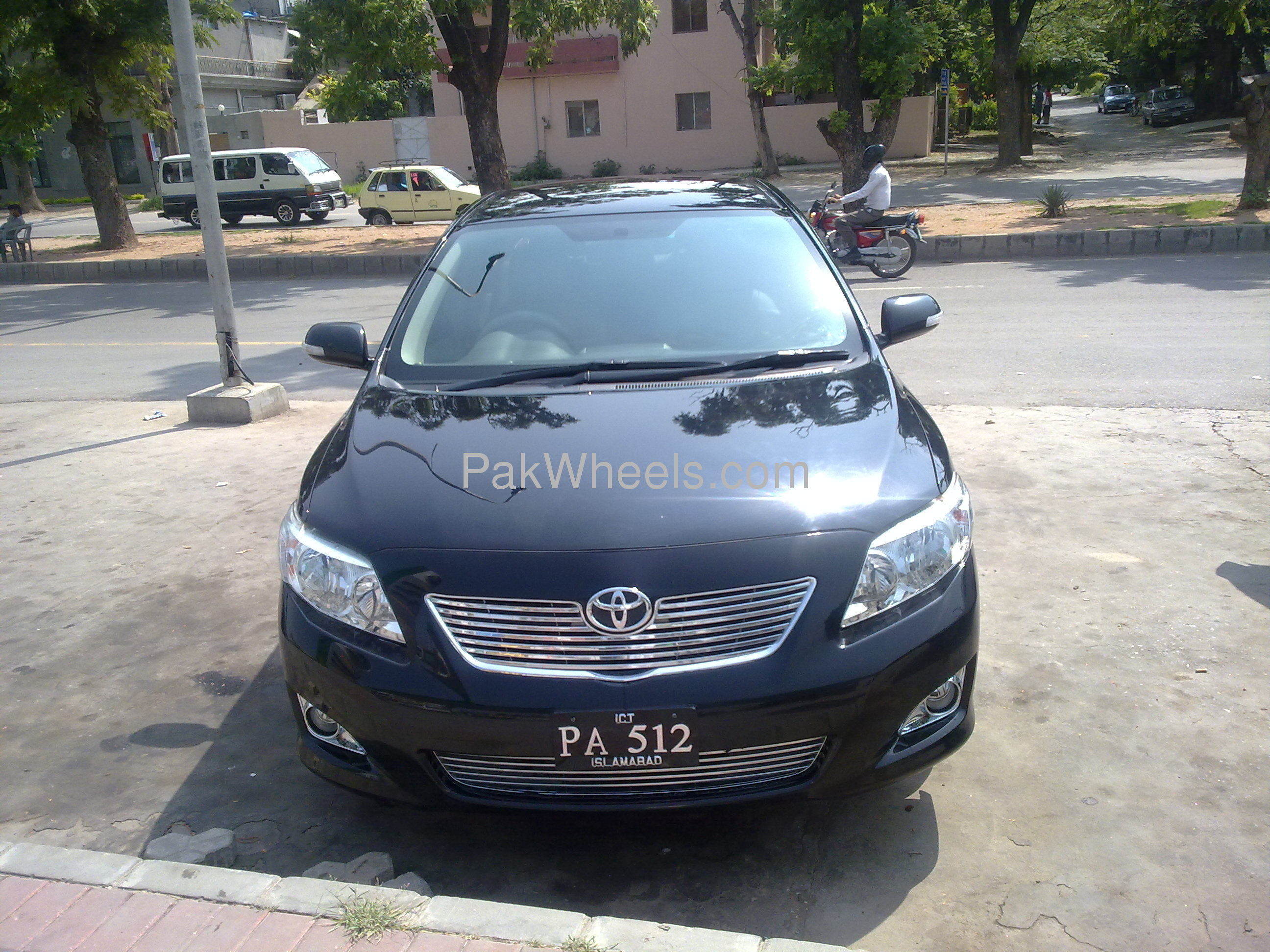 Toyota Corolla 2009 for Sale in Islamabad Image-1