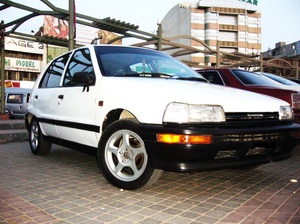 Daihatsu Charade - 1990