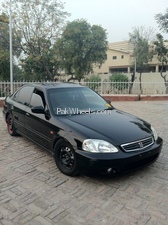 ہونڈا سوک - 2000