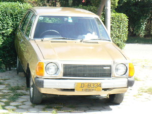 Mazda 323 - 1976