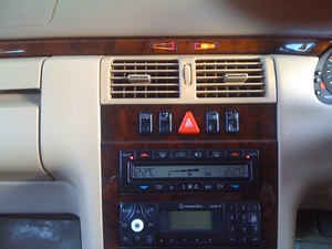Mercedes Benz E Class - 2001
