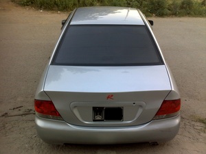 Mitsubishi Lancer - 2005