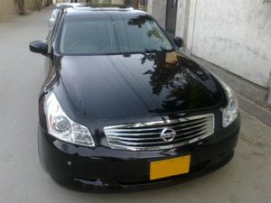 Nissan Skyline - 2009
