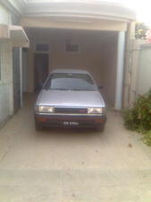 Nissan Sunny - 1987