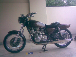 سوزوکی GS500E - 1985