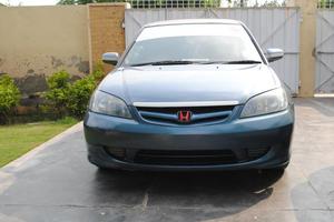 Honda Civic - 2005