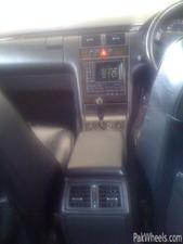 Mercedes Benz E Class - 2000
