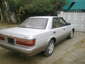 Toyota Crown - 1985