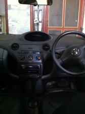 Toyota Vitz - 2001