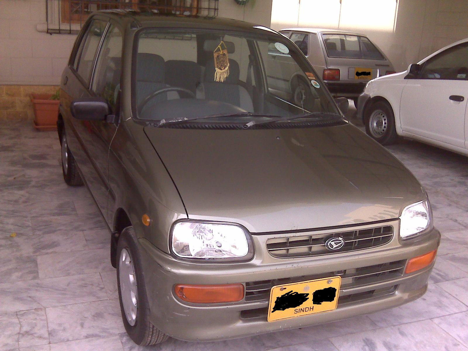 Daihatsu cuore 2004