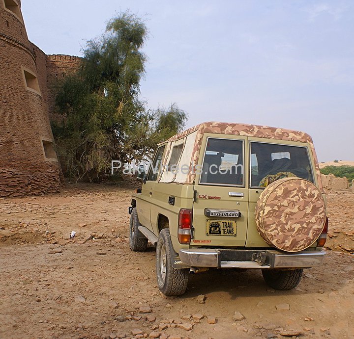 Toyota Land Cruiser - 1987 JAAN Khoso Toyota Land Cruiser - 1987 JAAN Khoso Image-4