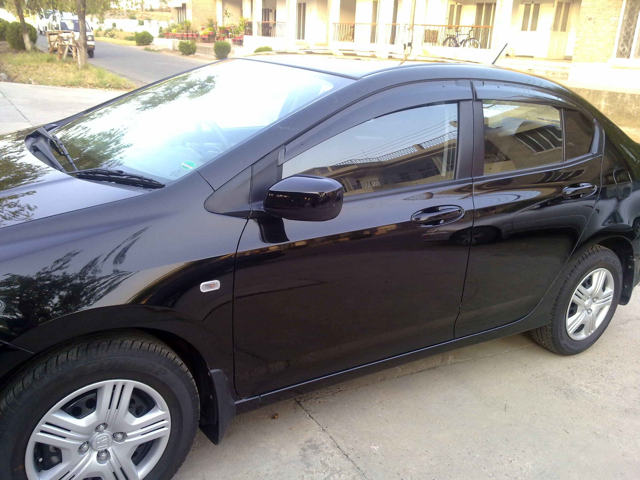 Honda City - 2011 City Honda City - 2011 City Image-2