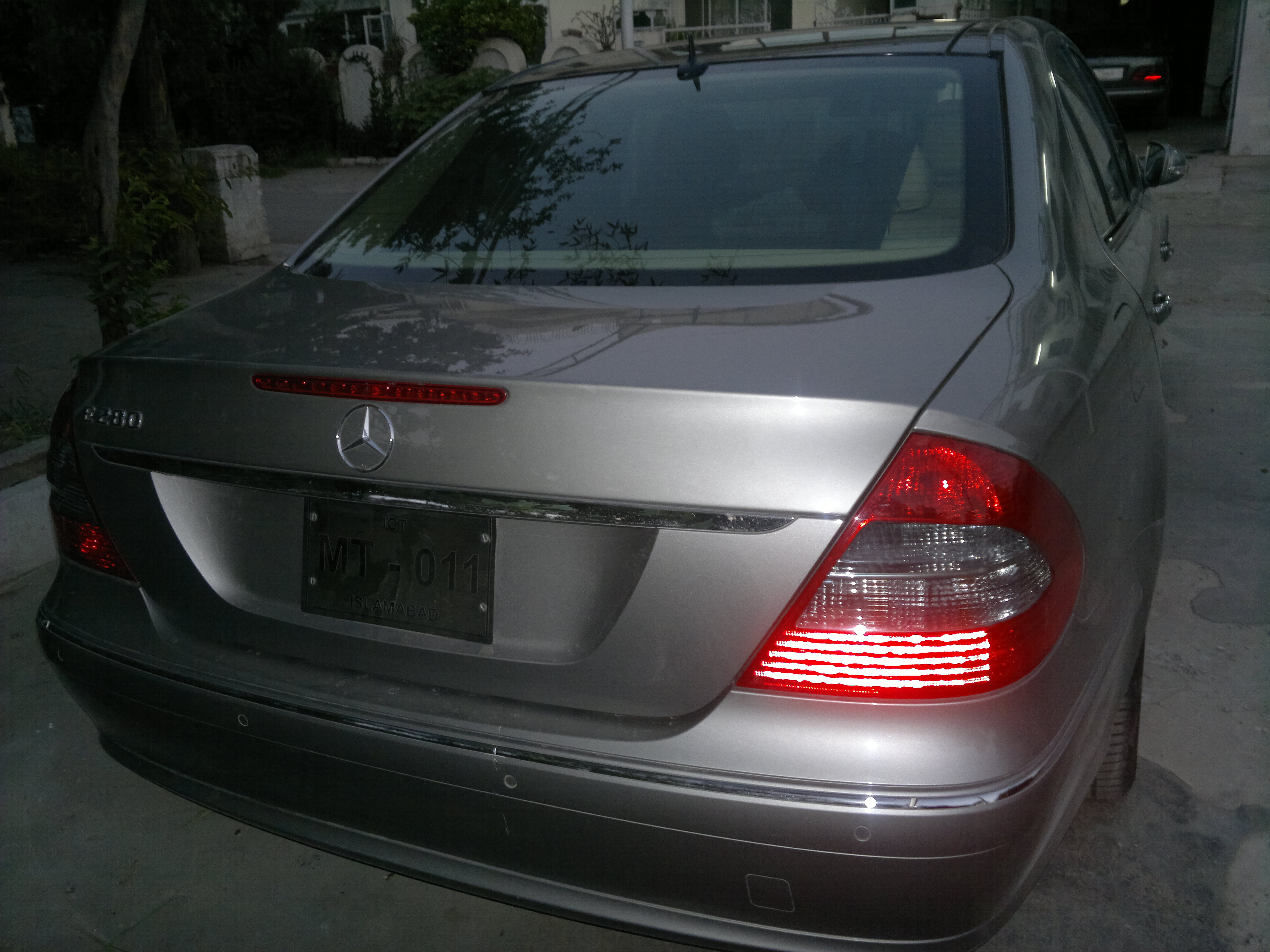 مرسڈیز بینز ای کلاس - 2007 MT مرسڈیز بینز ای کلاس - 2007 MT Image-2