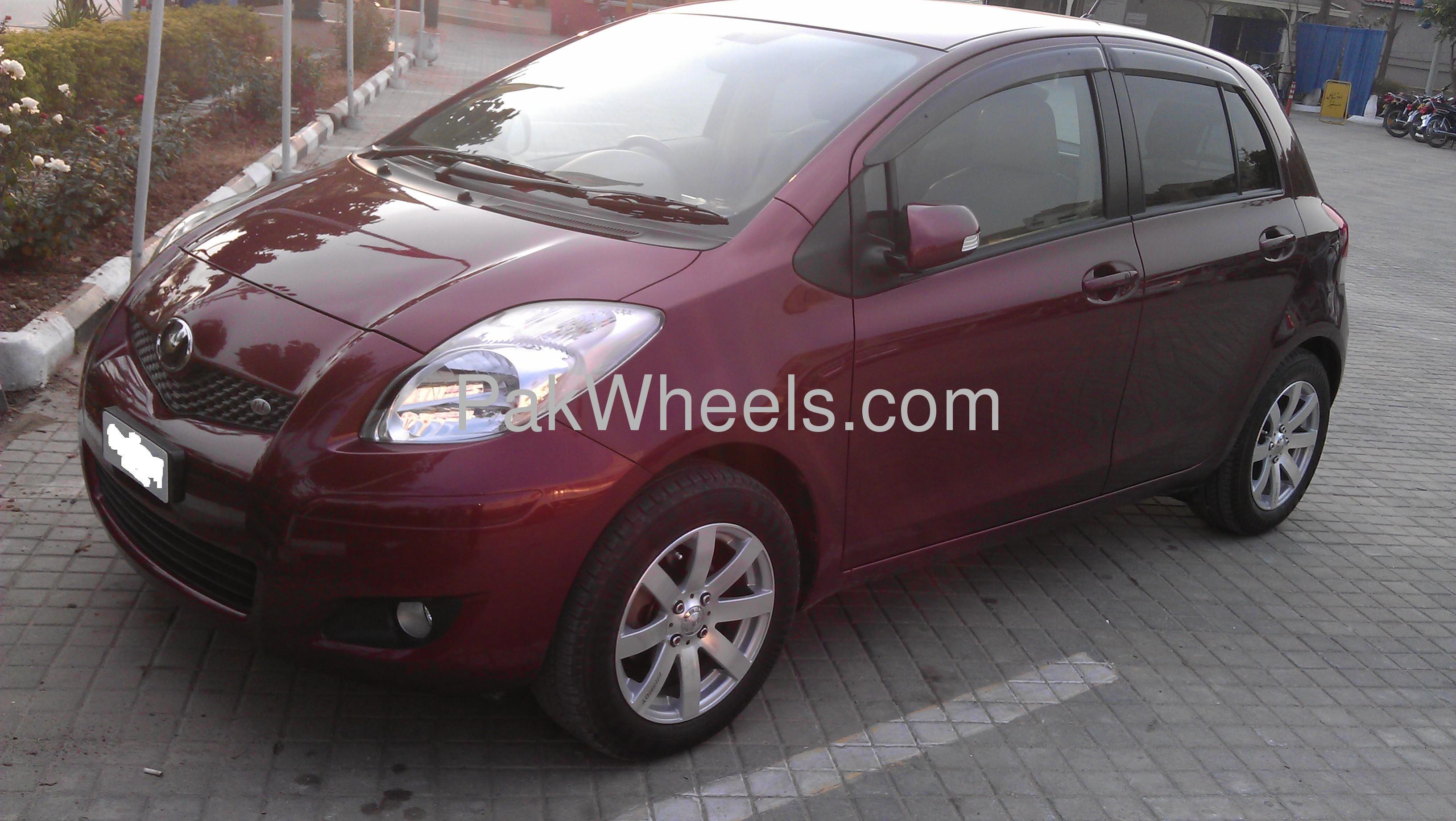 Toyota Vitz 2007 for Sale in Islamabad Image-1