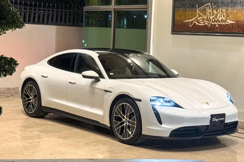 Porsche Taycan 2022 for Sale in Lahore Image-1