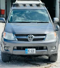 Toyota Hilux Vigo Champ V 2011 for Sale
